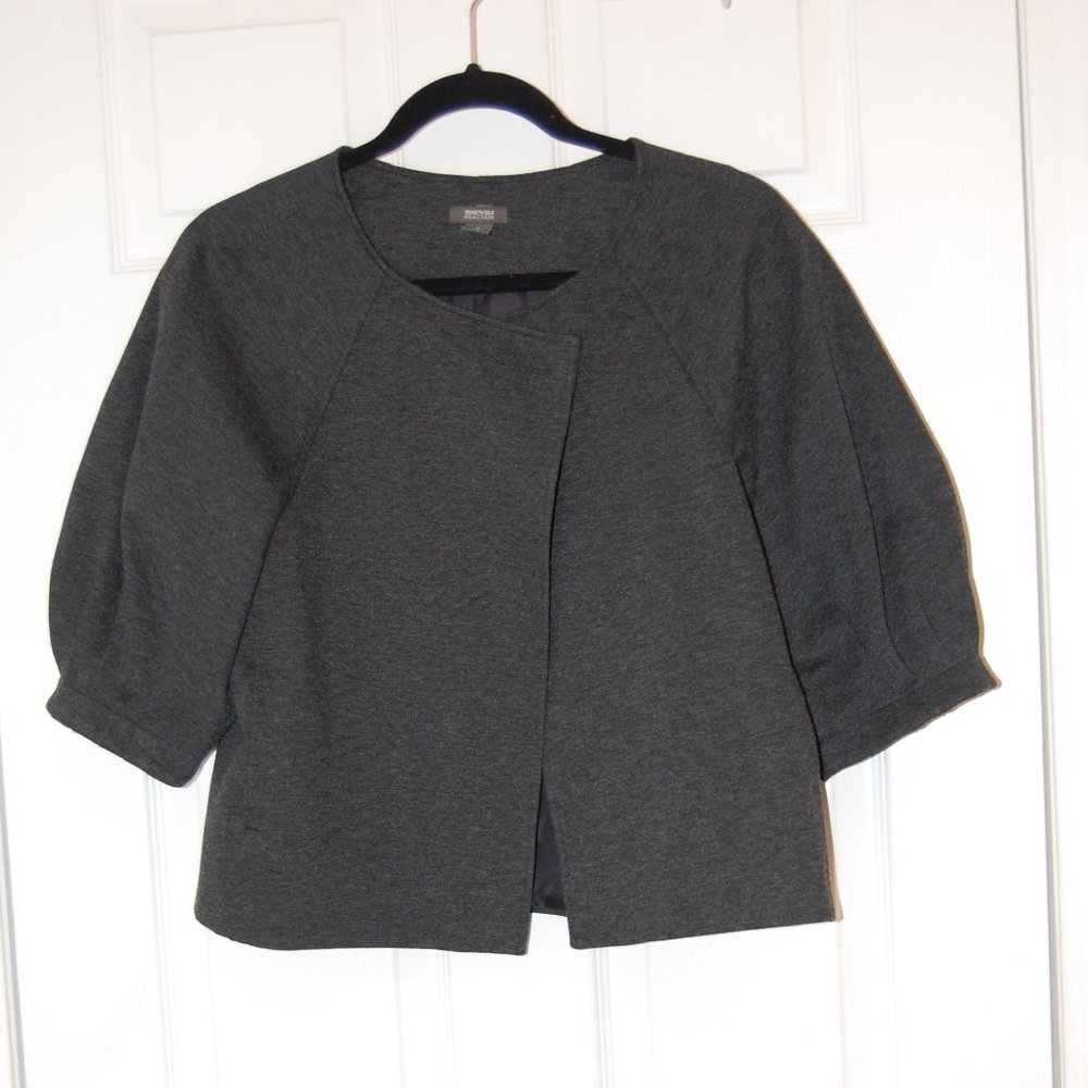 Kenneth Cole Reaction Women's Grey Dressy Size 8 Jacket W/2 Snap Closure